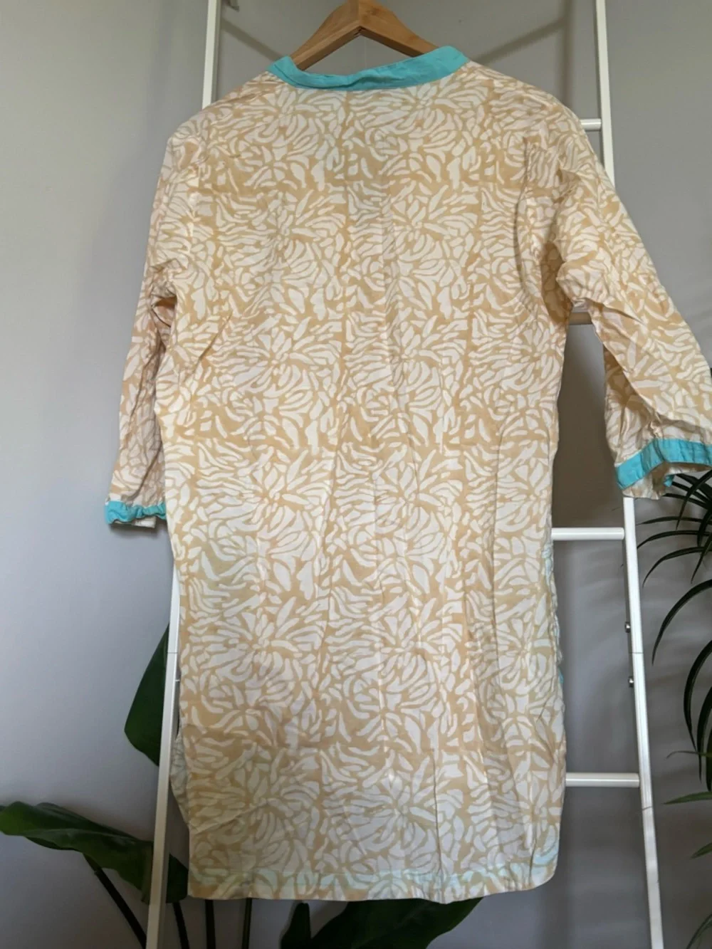 Le Soleil Miami Cream & White Floral Swimsuit Cover Up with Turquoise Trim - Picture 13 of 16